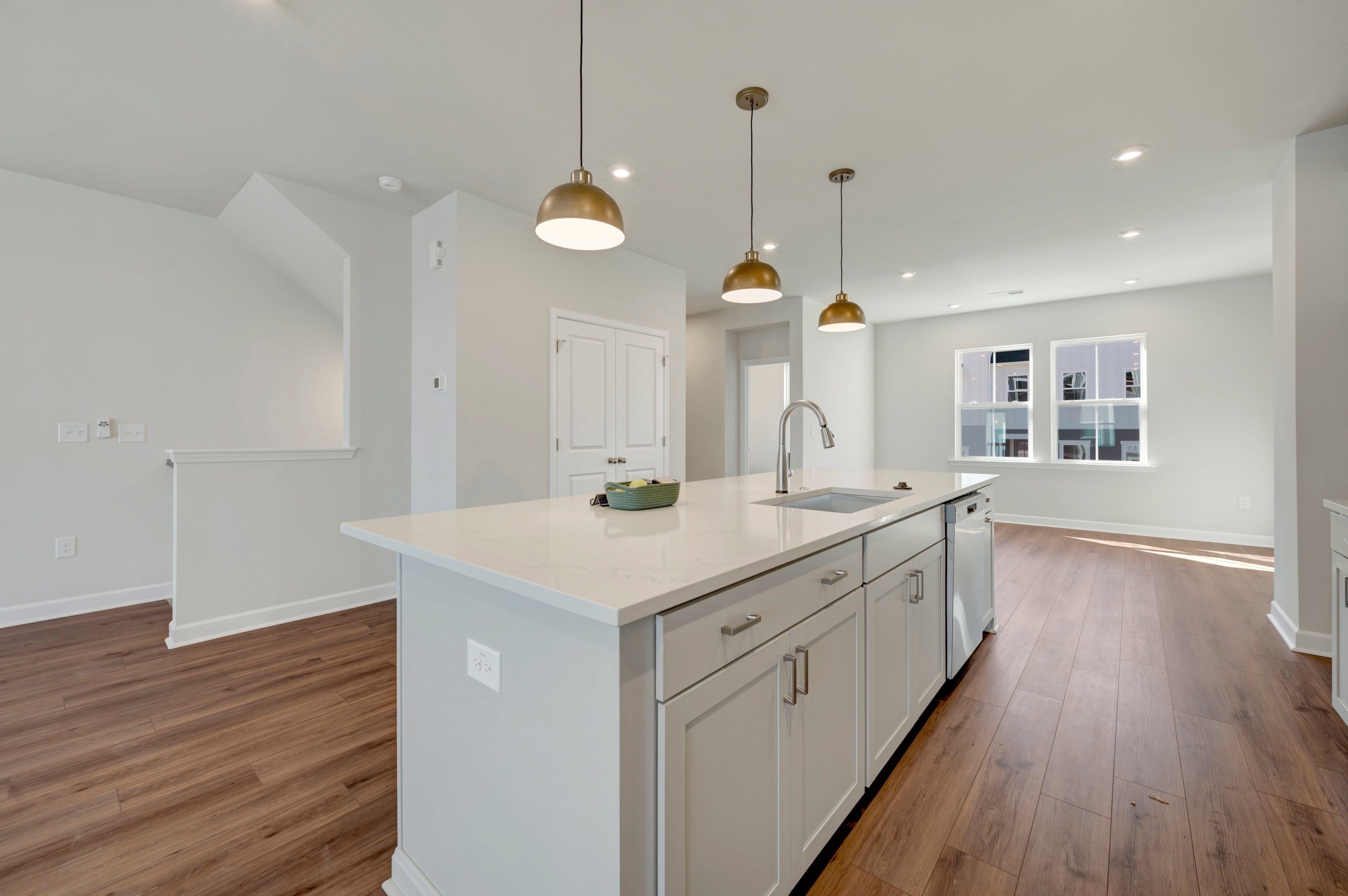 708 Hyperion Alley