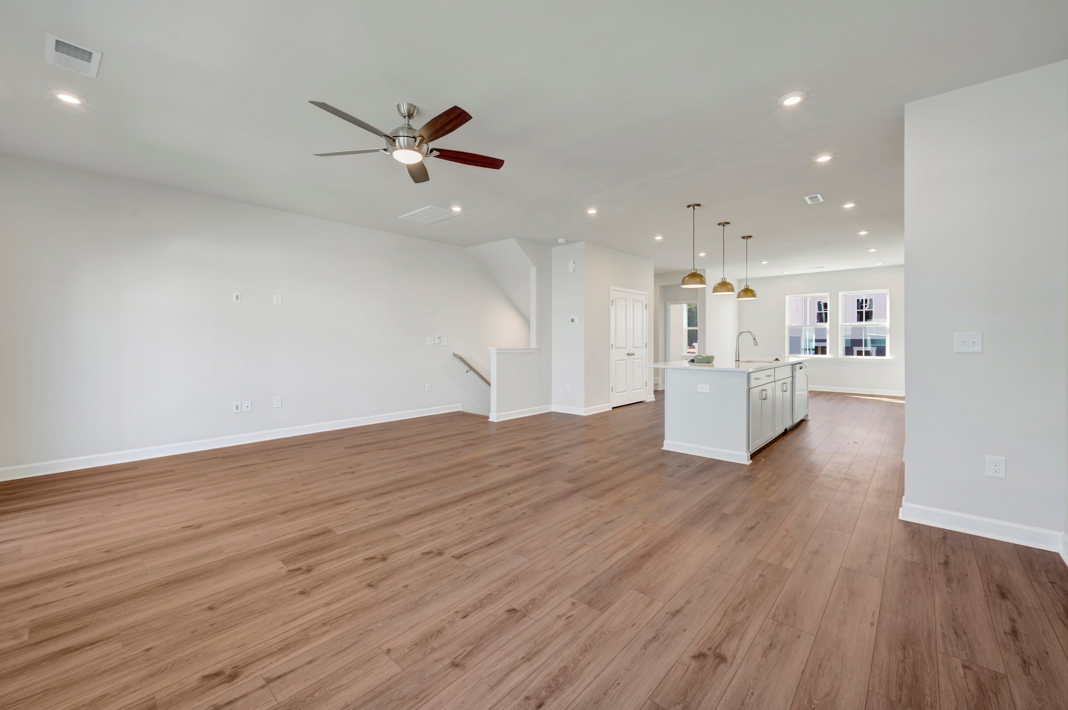 708 Hyperion Alley