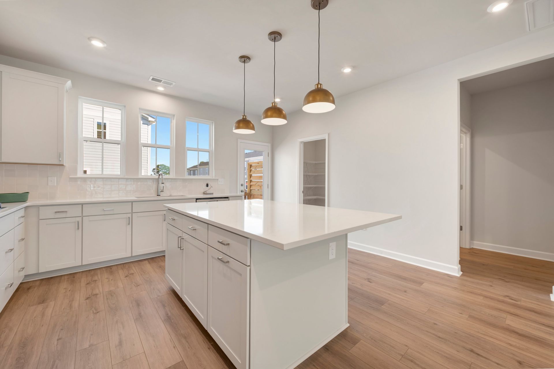 702 Hyperion Alley
