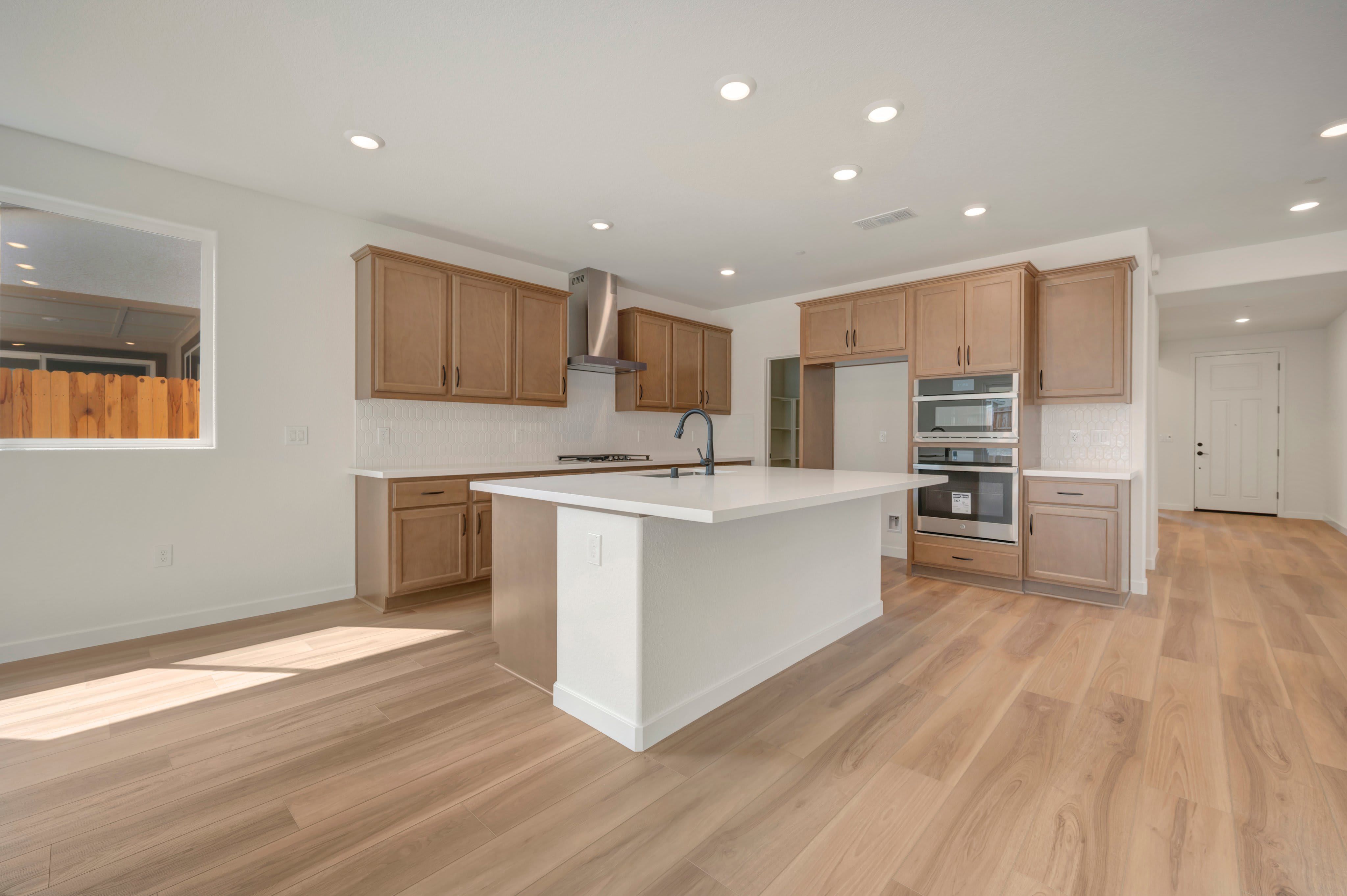 5016 Canteen Drive