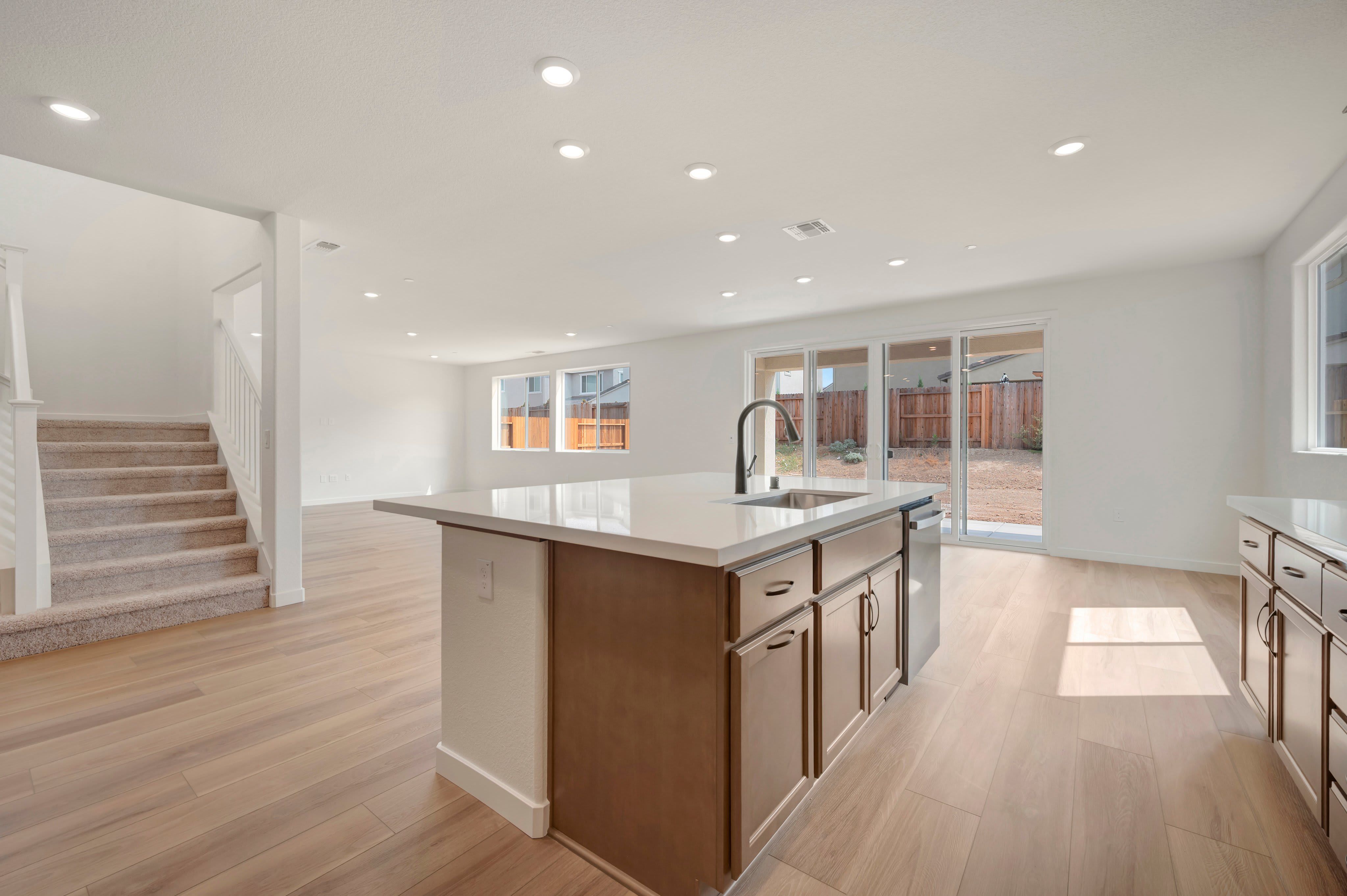 5016 Canteen Drive