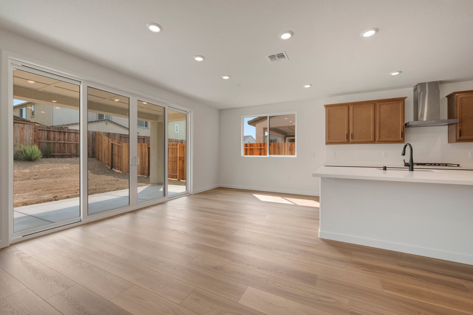 5016 Canteen Drive