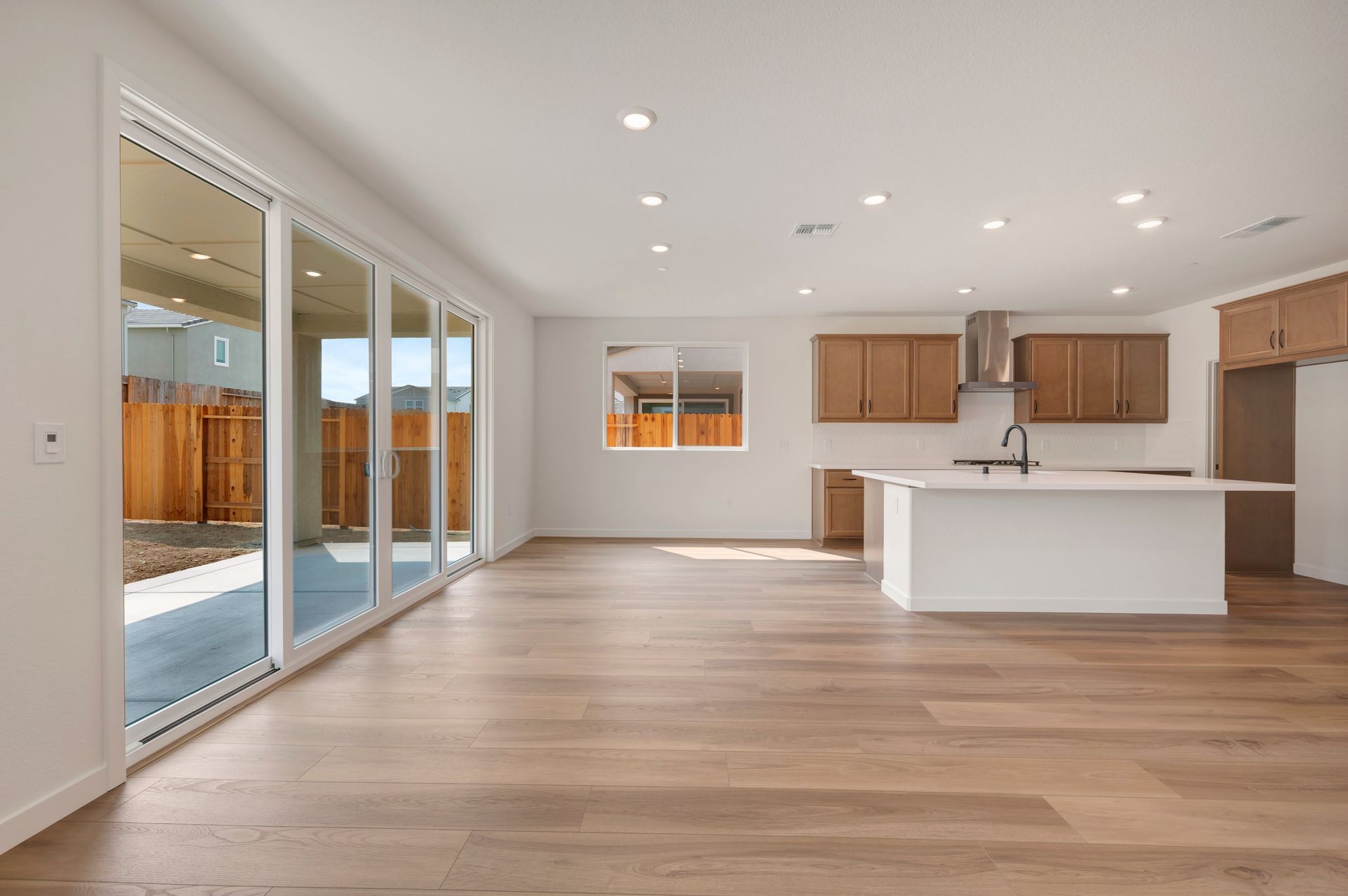 5016 Canteen Drive