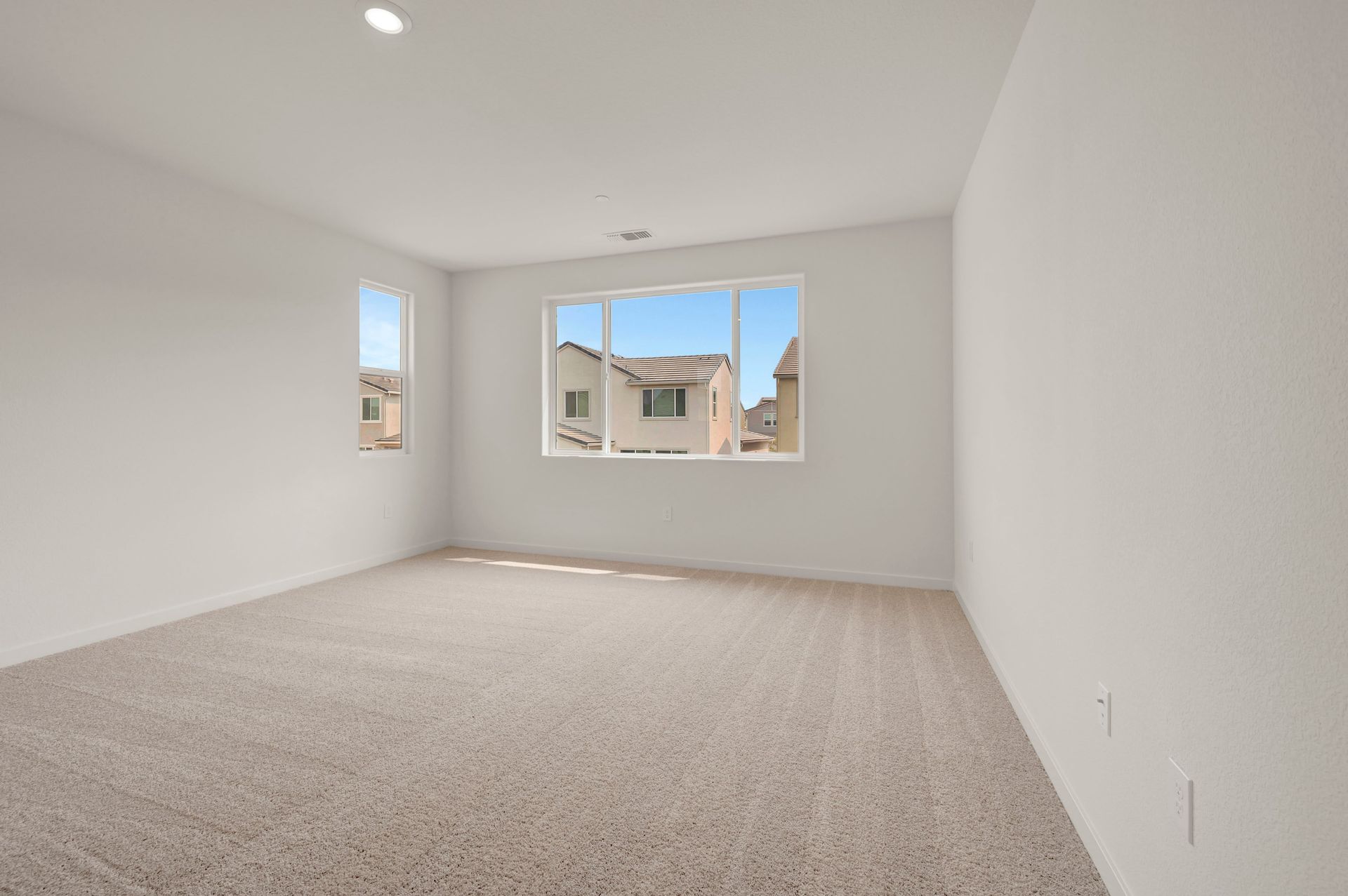 5016 Canteen Drive