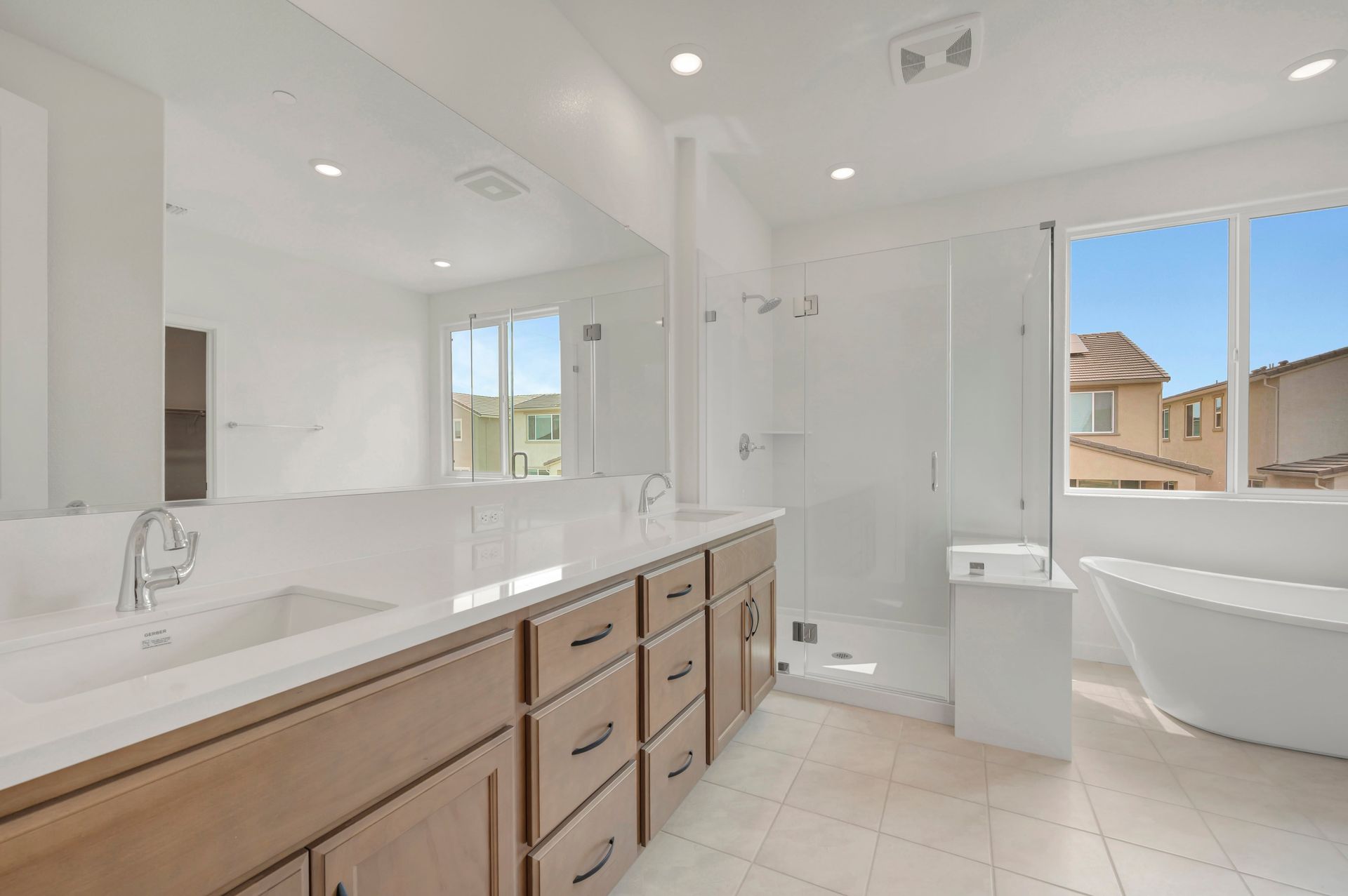 5016 Canteen Drive