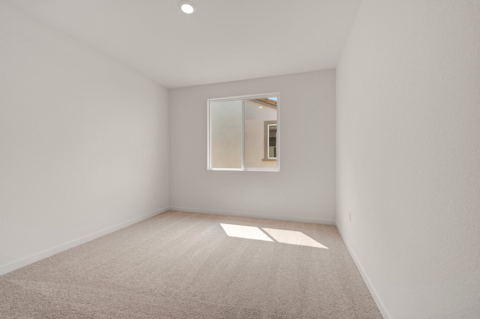 5016 Canteen Drive