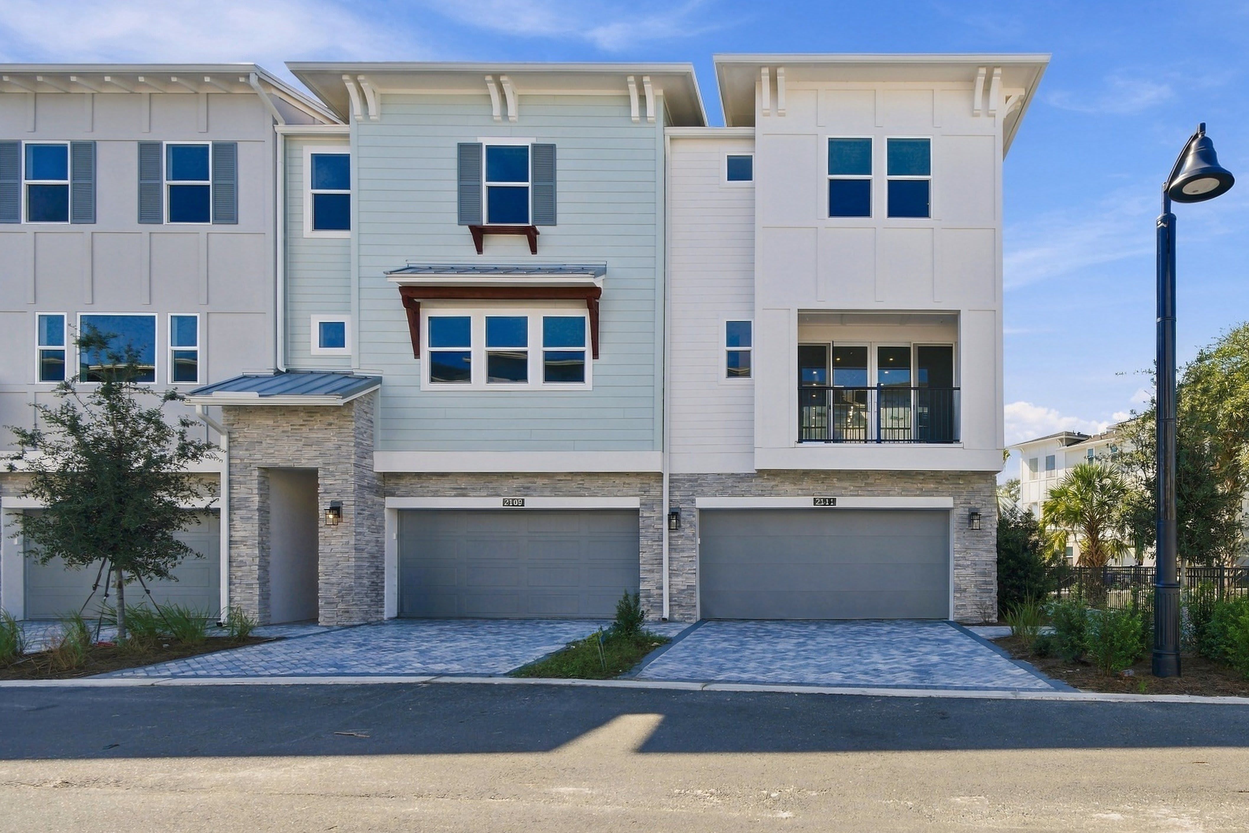 Seaglass - EvenTide: New Smyrna Beach, Florida - Tri Pointe Homes