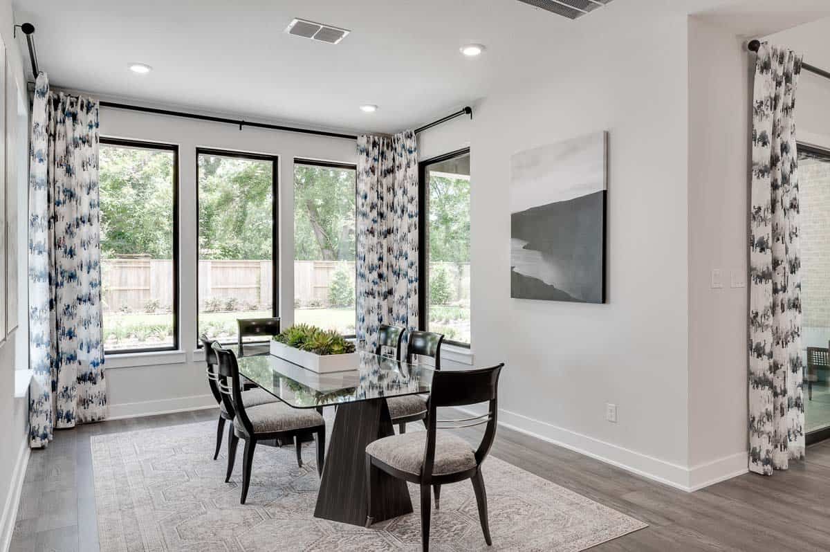 Sienna 80'Model | Verona Plan | Casual Dining