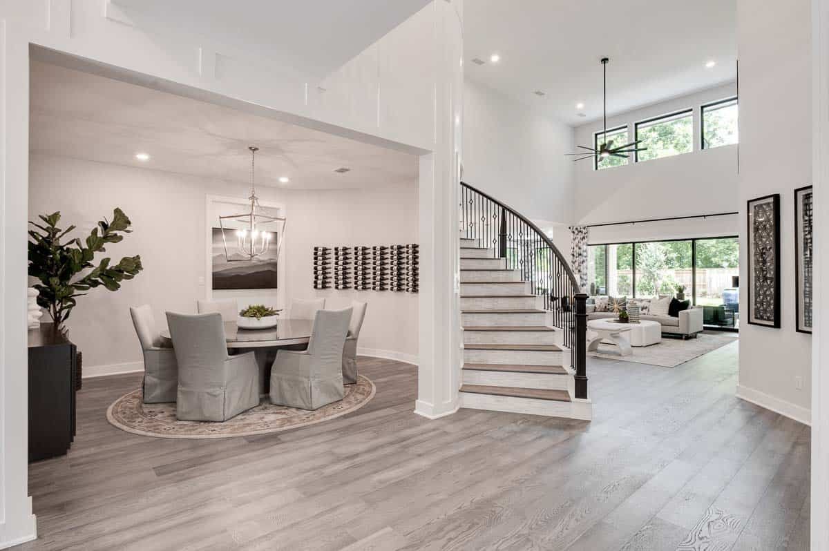 Sienna 80'Model | Verona Plan | Formal Dining