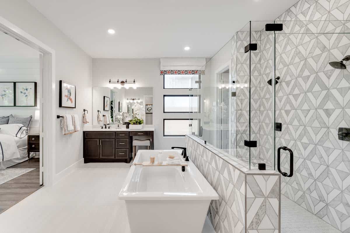 Sienna 80'Model | Verona Plan | Primary Bath