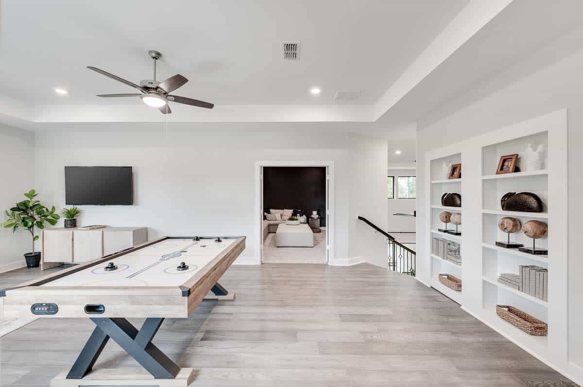 Sienna 80'Model | Verona Plan | Gameroom