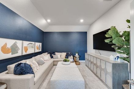 Sienna 80'Model | Verona Plan | Media Room