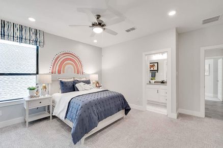 Sienna 80'Model | Verona Plan | Secondary Bedroom