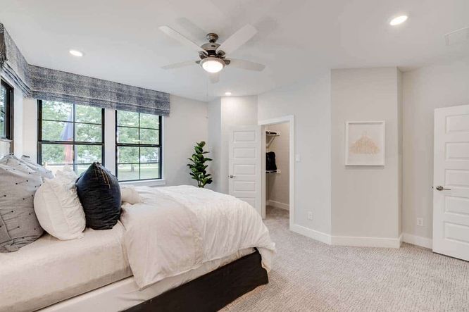 Sienna 80'Model | Verona Plan | Secondary Bedroom