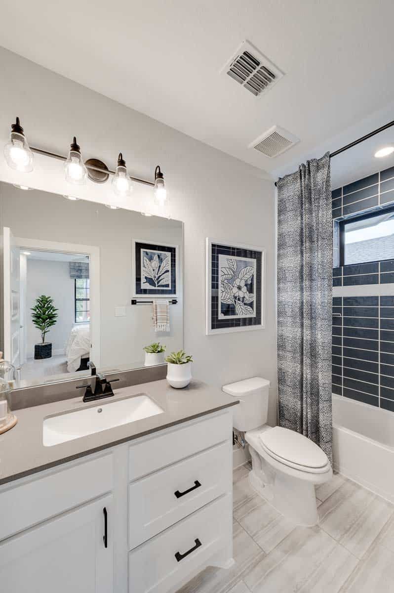 Sienna 80'Model | Verona Plan | Secondary Bath