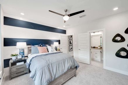 Sienna 80'Model | Verona Plan | Secondary Bedroom