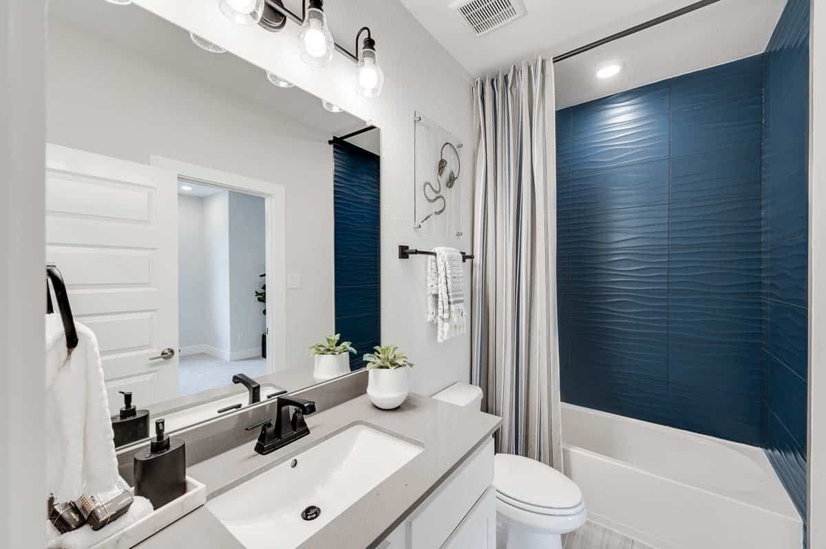 Sienna 80'Model | Verona Plan | Secondary Bath