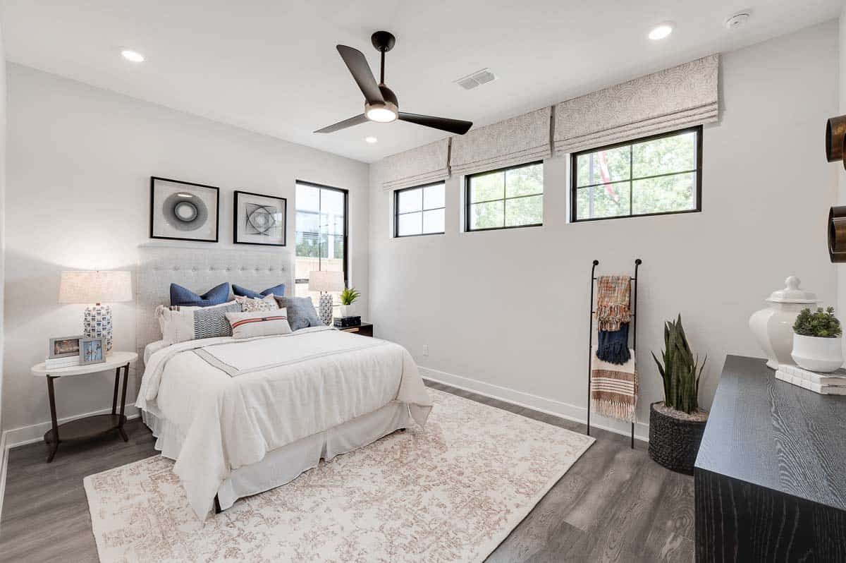 Sienna 80'Model | Verona Plan | Secondary Bedroom