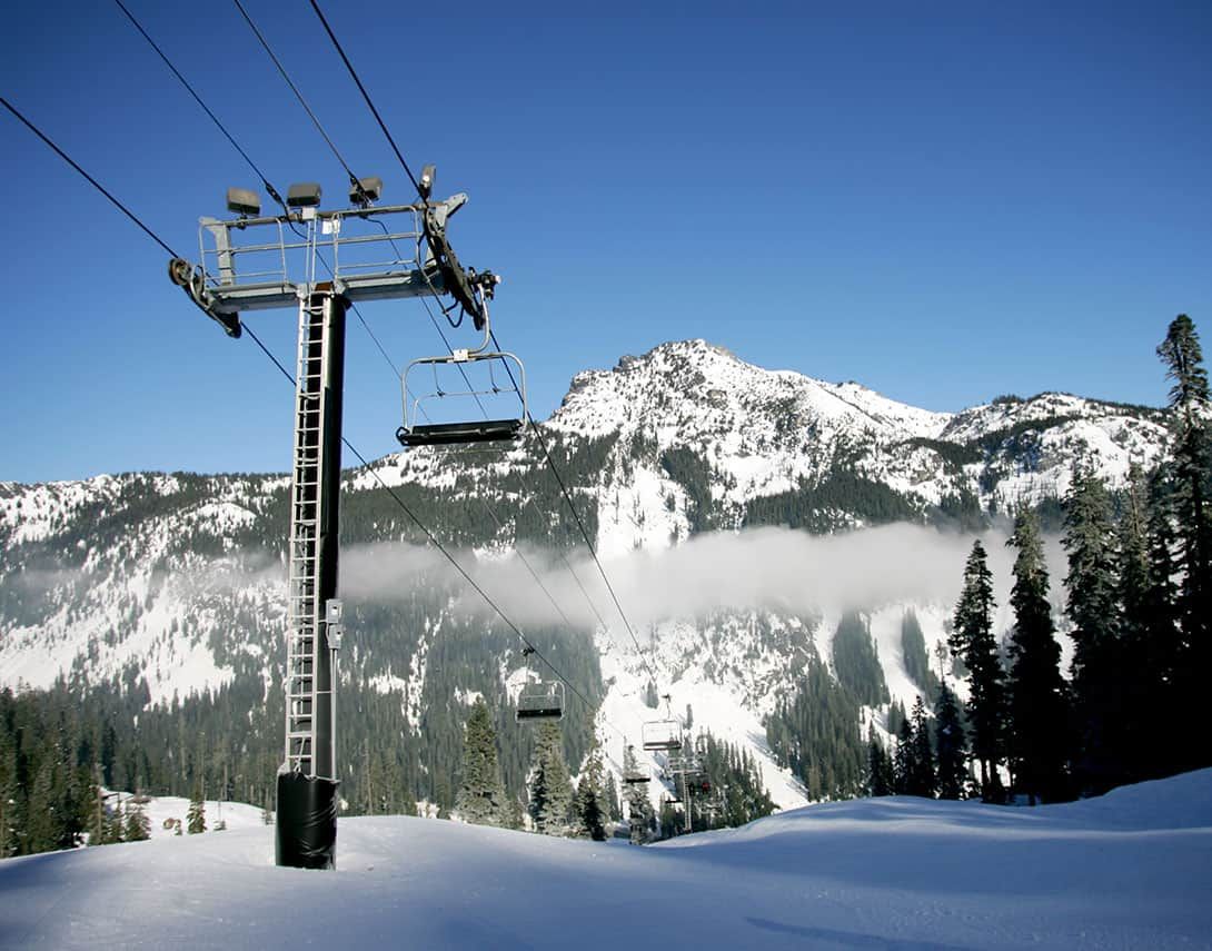 Easy access to the Summit at Snoqualmie skiing