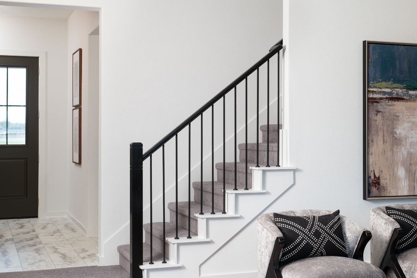 Model Home- Open Rail