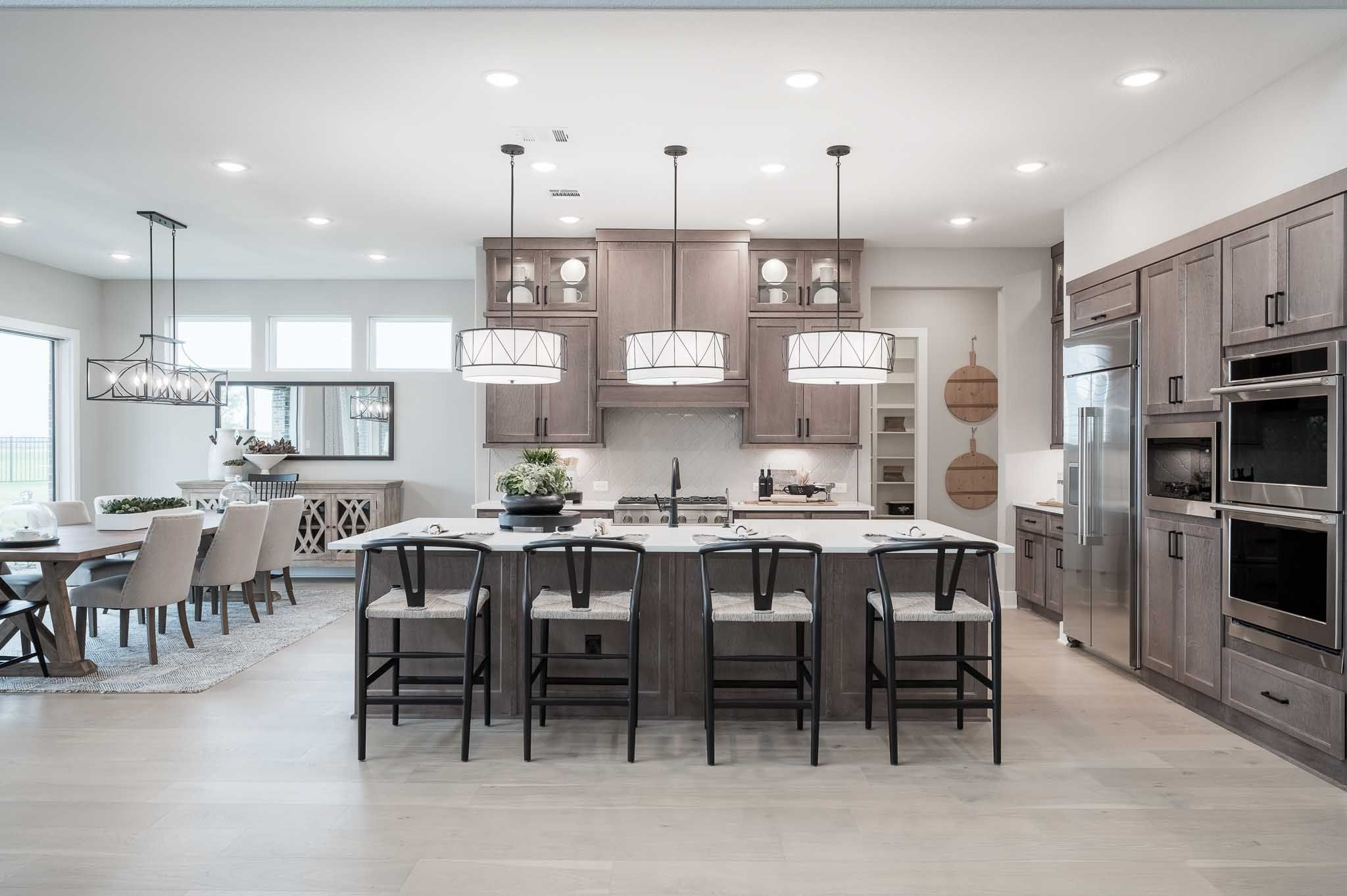 Dunham Pointe 80' | Milan Model