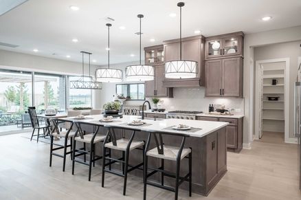 Dunham Pointe 80' | Milan Model