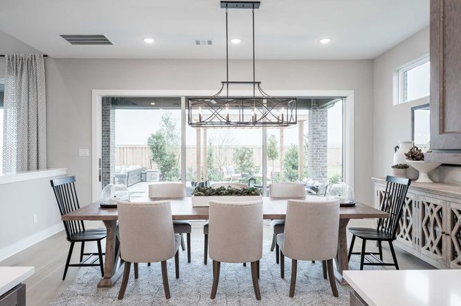 Dunham Pointe 80' | Milan Model