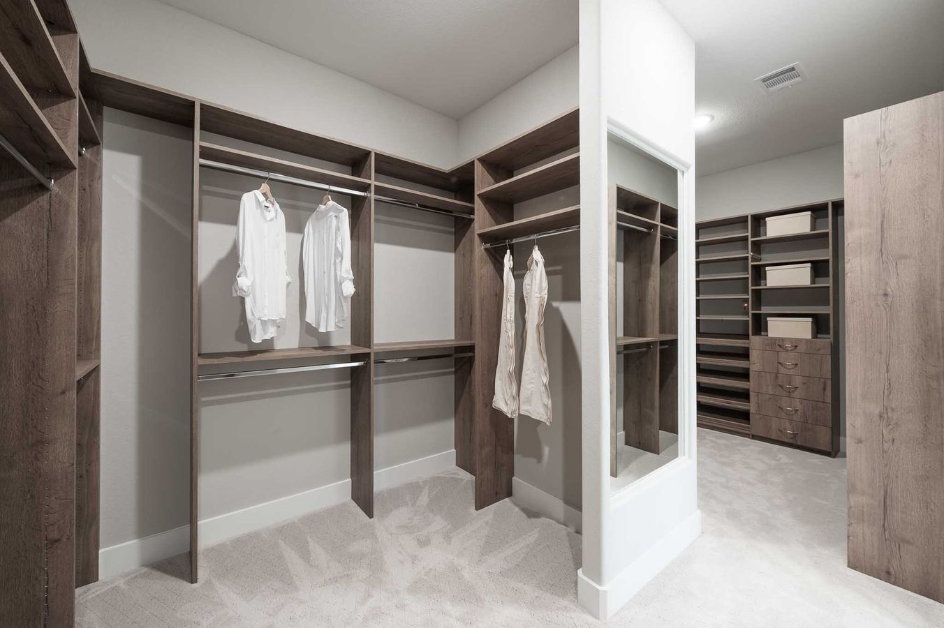 Dunham Pointe 80' | Milan Model