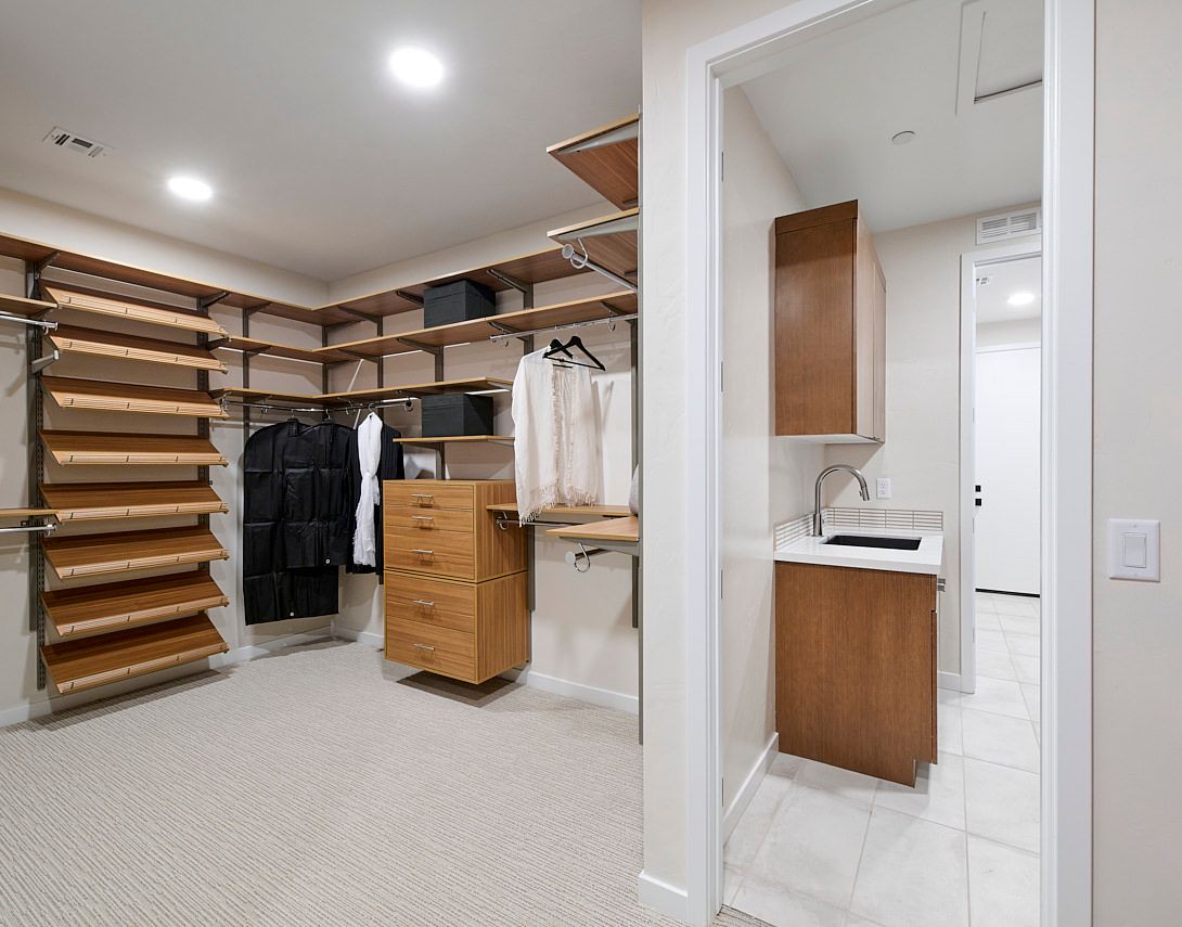 Plan 3 - Primary Suite Closet