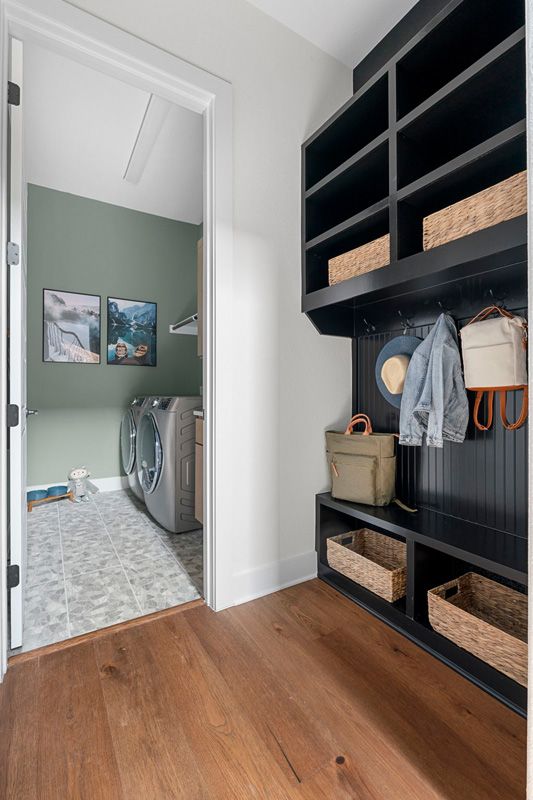 Deluxe Backpack Rack + Laundry Room