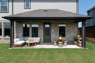 Ivy - Discovery Collection At The Meadows: Krum, Texas - Tri Pointe Homes