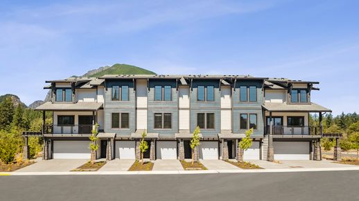 Exterior Style B | Color Scheme D