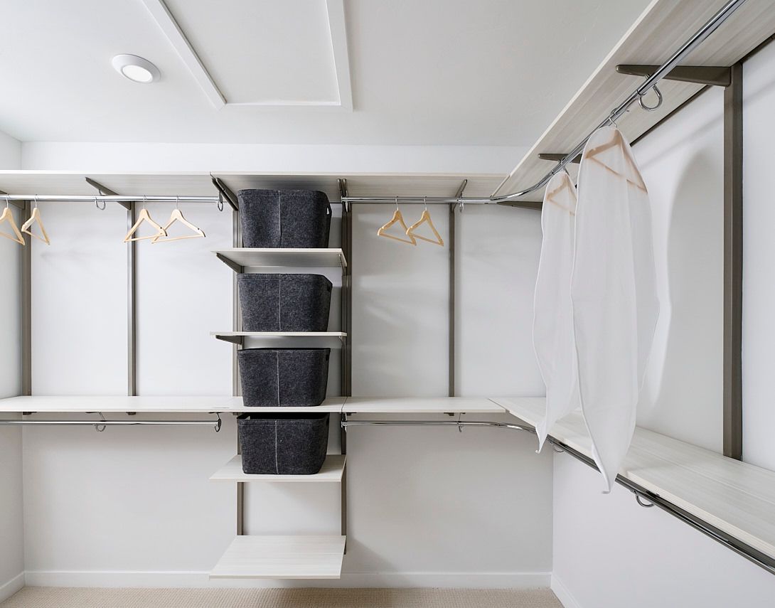 Plan 2x - Primary Closet