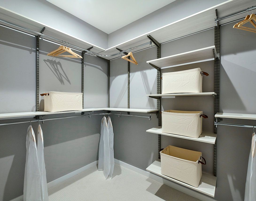 Plan 1 | Primary Closet