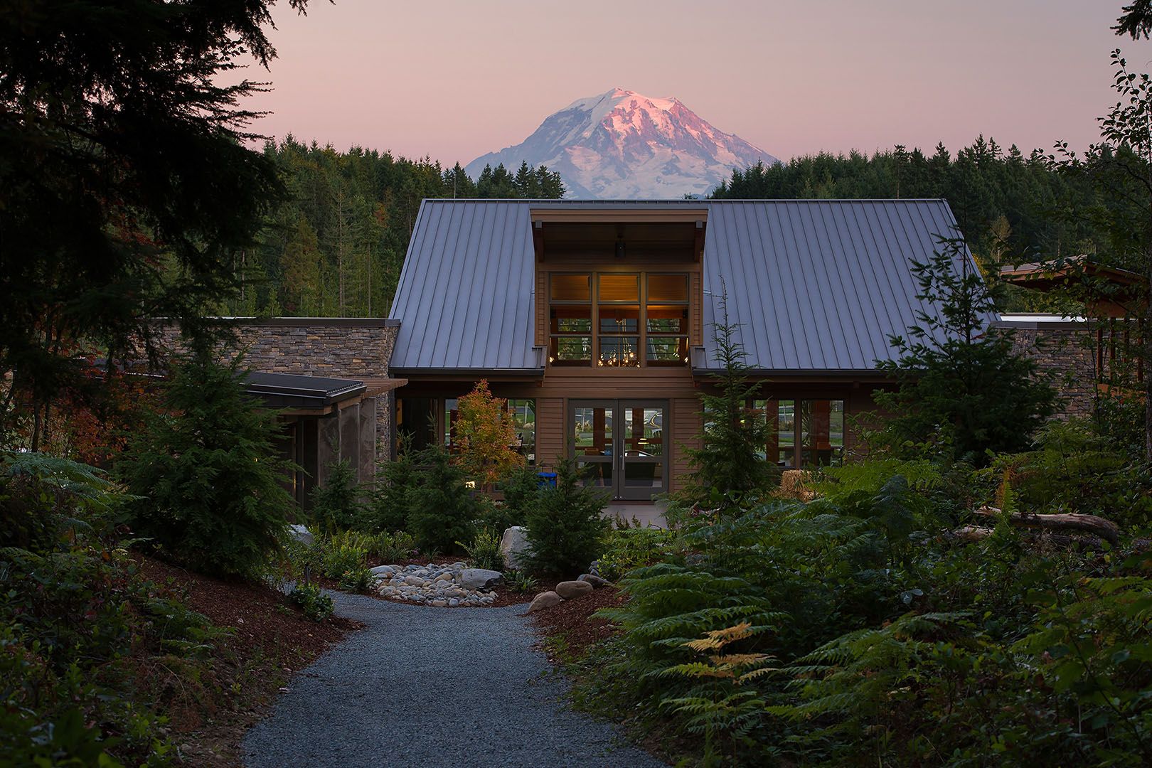 Visitor center and Cafe all in one convenient location