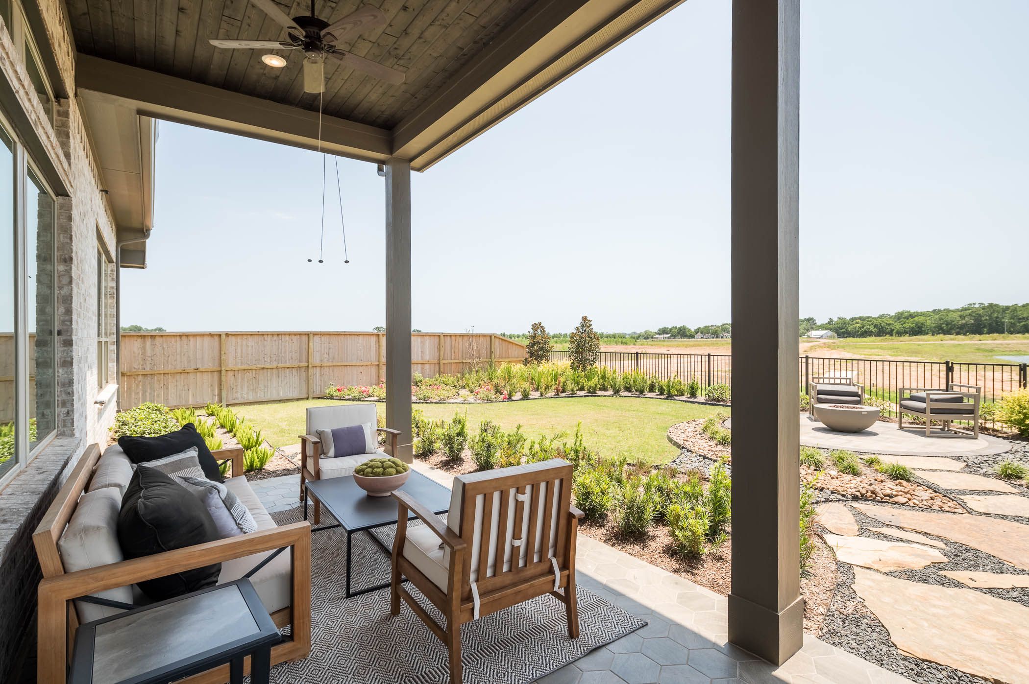 Covered Outdoor Living