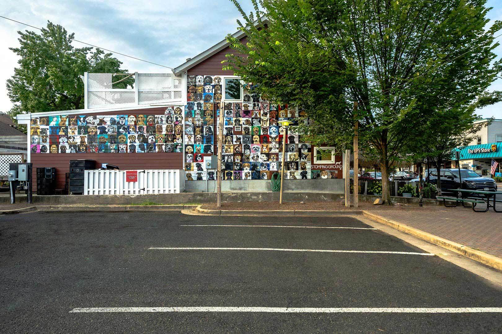 Dogs of Del Ray Mural