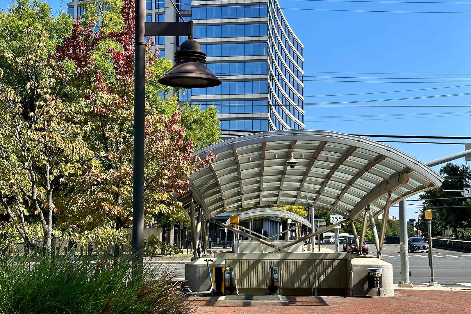 Northpark is located 4 blocks from the North Bethesda Metro Station