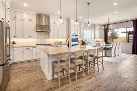 Holly Model | Kitchen