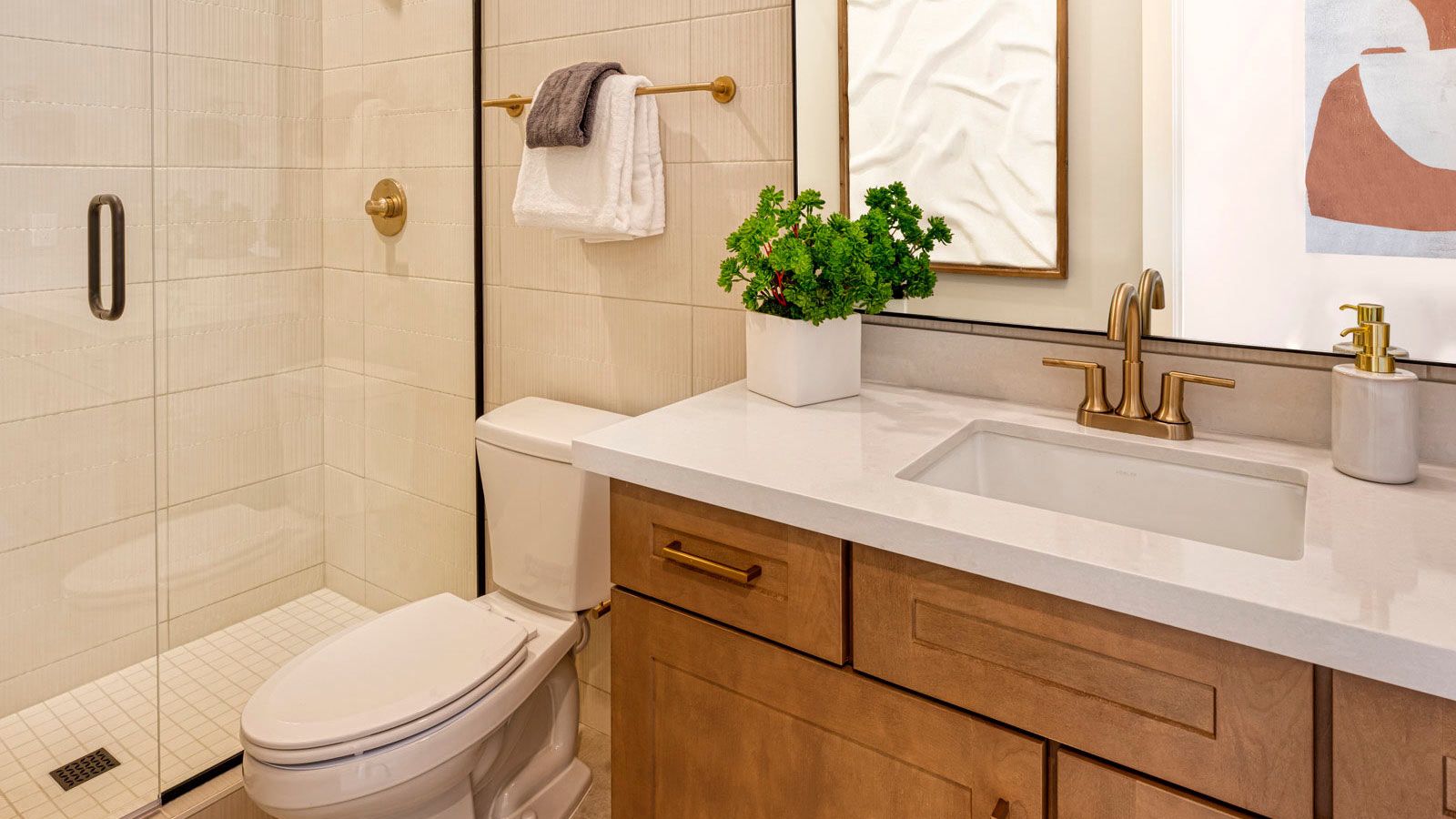 Meadow Model | Bathroom