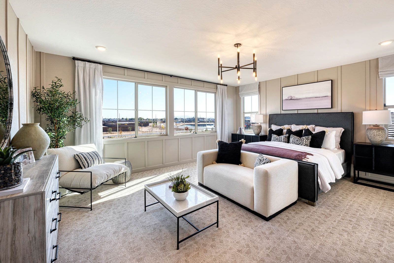 Ventana Model | Primary Suite