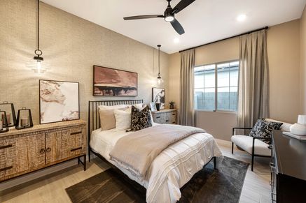Ventana Model | Bedroom