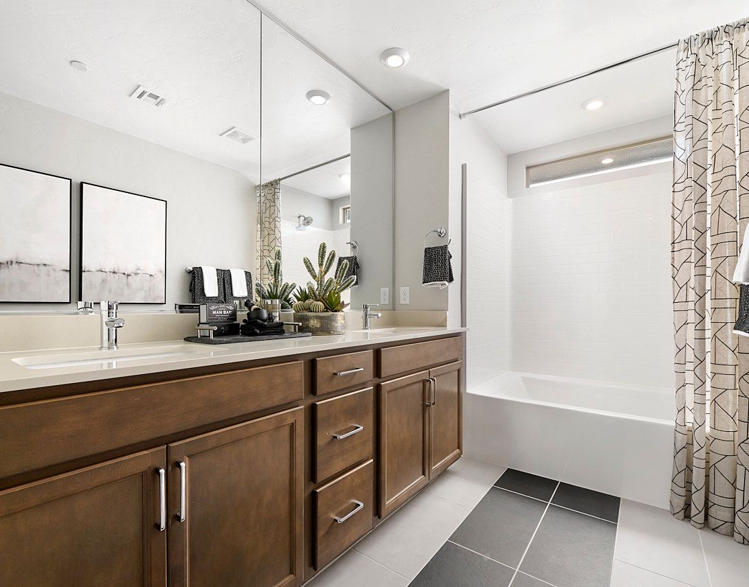 Plan 1 | Primary Bath