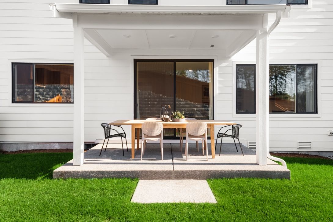 Covered Outdoor Living