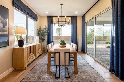 Calderwood Model | Dining