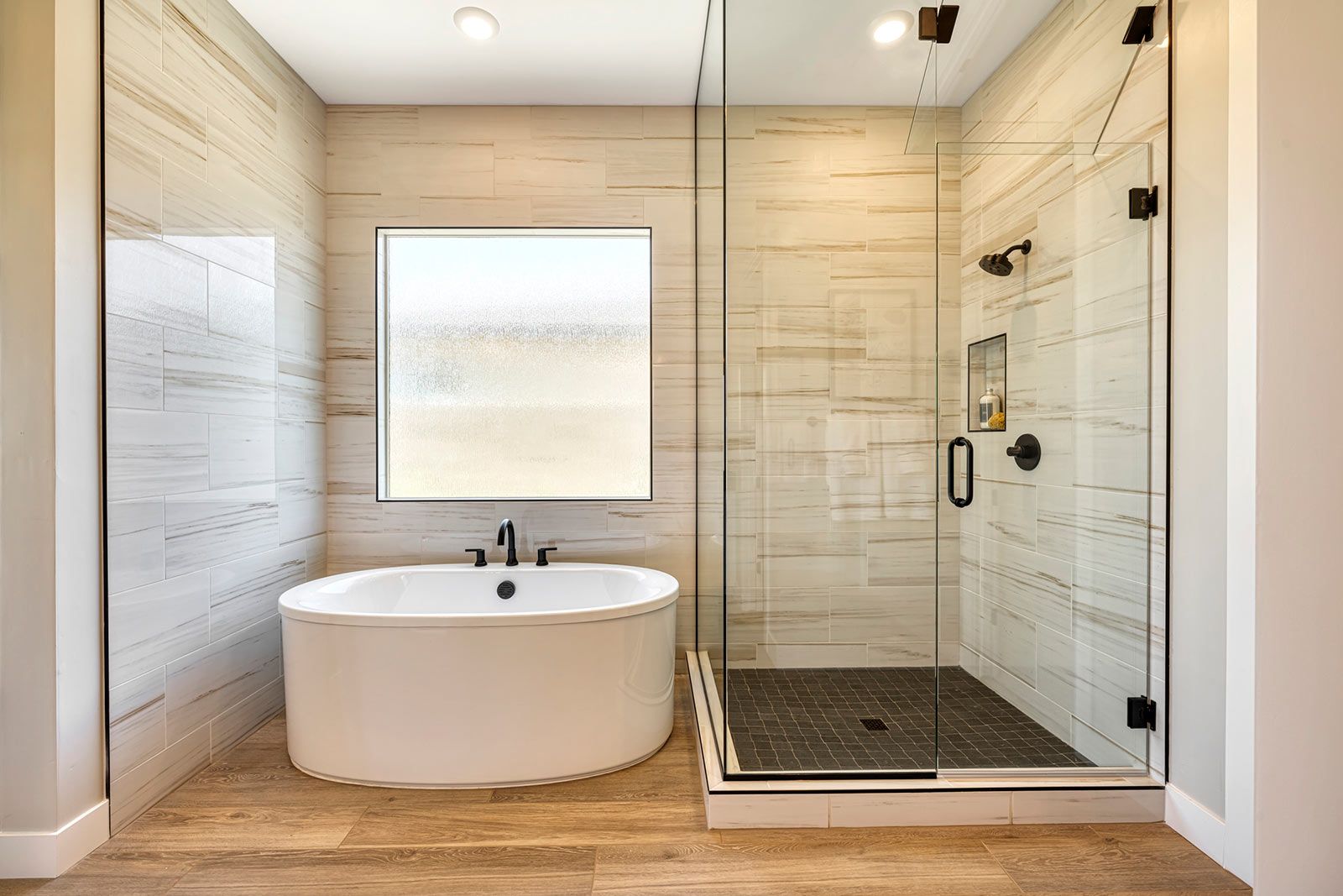 Pecan Model | Primary Bathroom