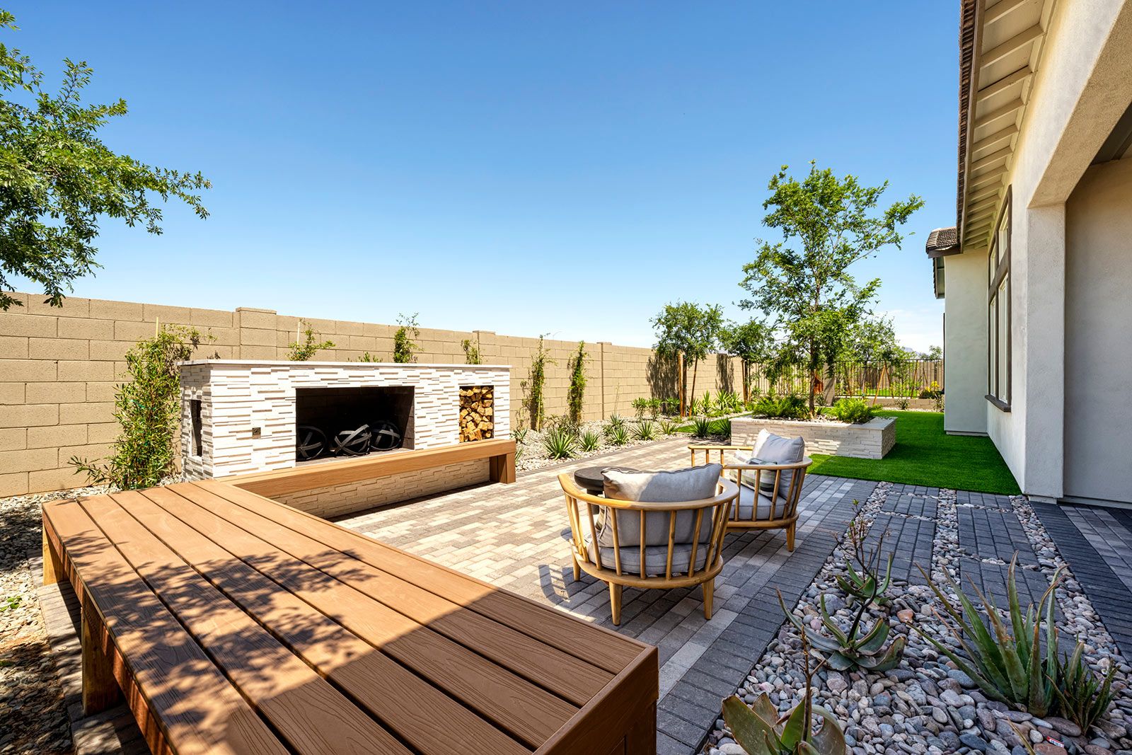 Pecan Model | Backyard