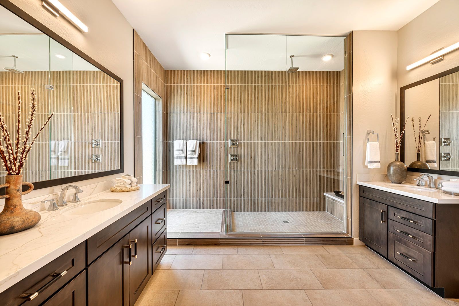 Cholla Model | Primary Bathroom