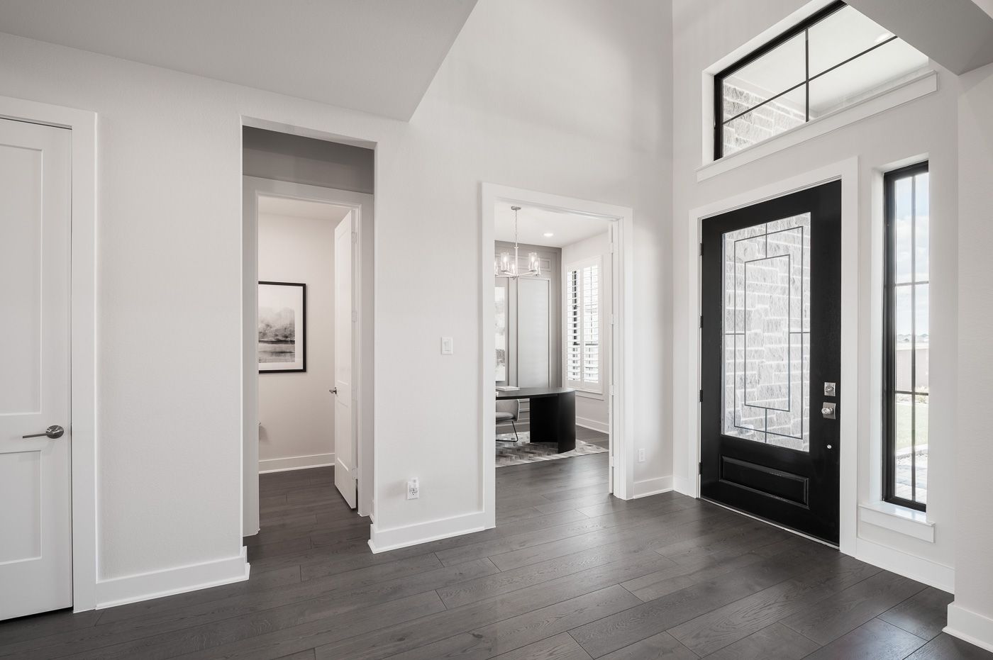 Bogata Plan | Representative Only | Foyer