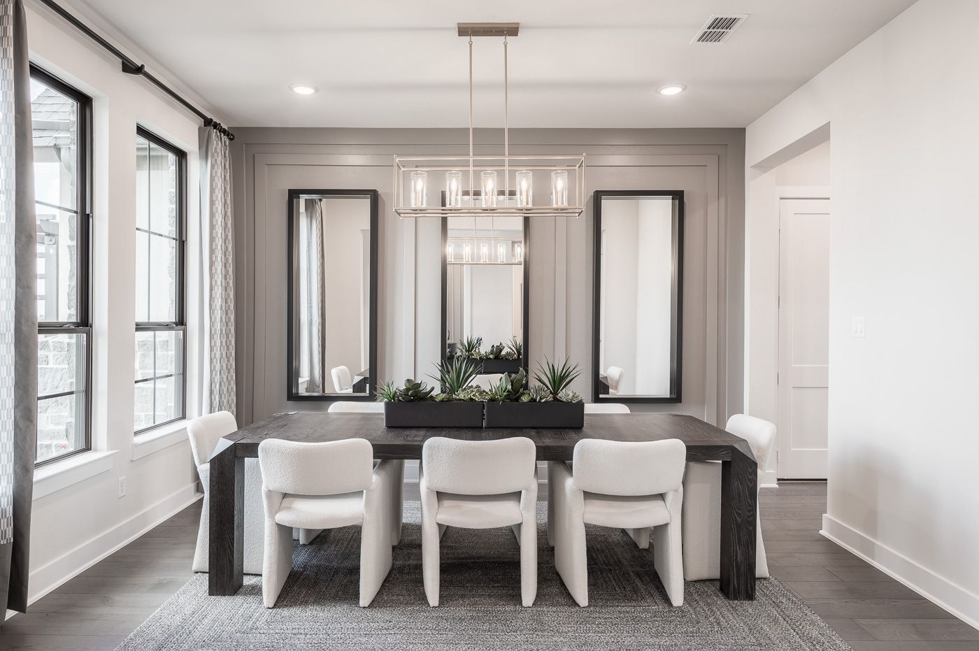 Bogata Plan | Representative Only | Dining